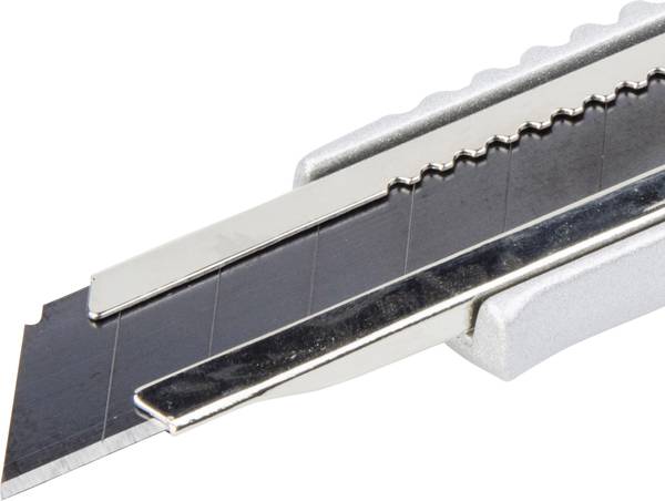 Cutter in metallo da 18 mm con lama in carbonio Wolfcraft 4306000