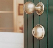 Kit montaggio defender Ufo per porte blindate Meroni 3381-C