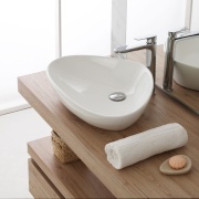 Lavabo da appoggio triangolare 59cm in ceramica bianca lucida Feridras