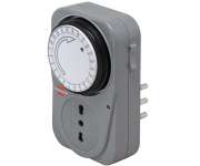 Presa bivalente con timer meccanico Brennenstuhl